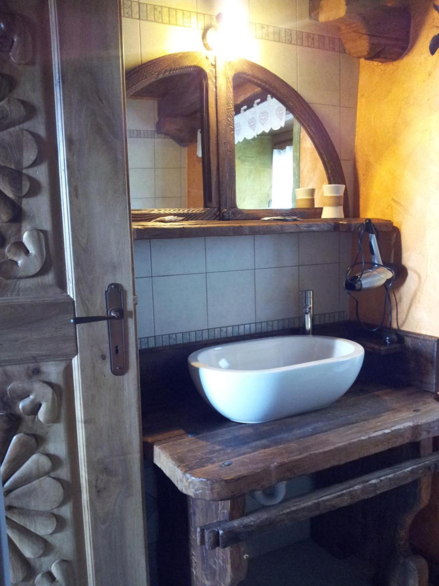 Affittacamere Saint Salod Charvensod Oda fotoğraf